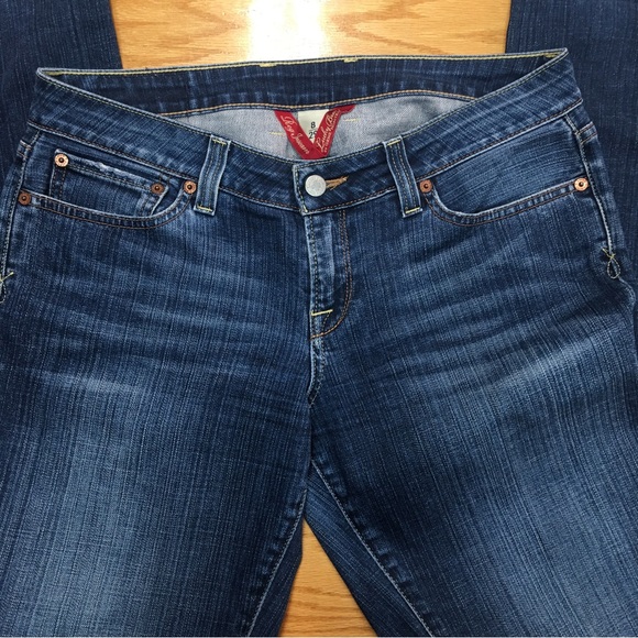 Lucky Brand Dark Wash Straight Leg Jean. Sz 8/29 - Picture 2 of 9
